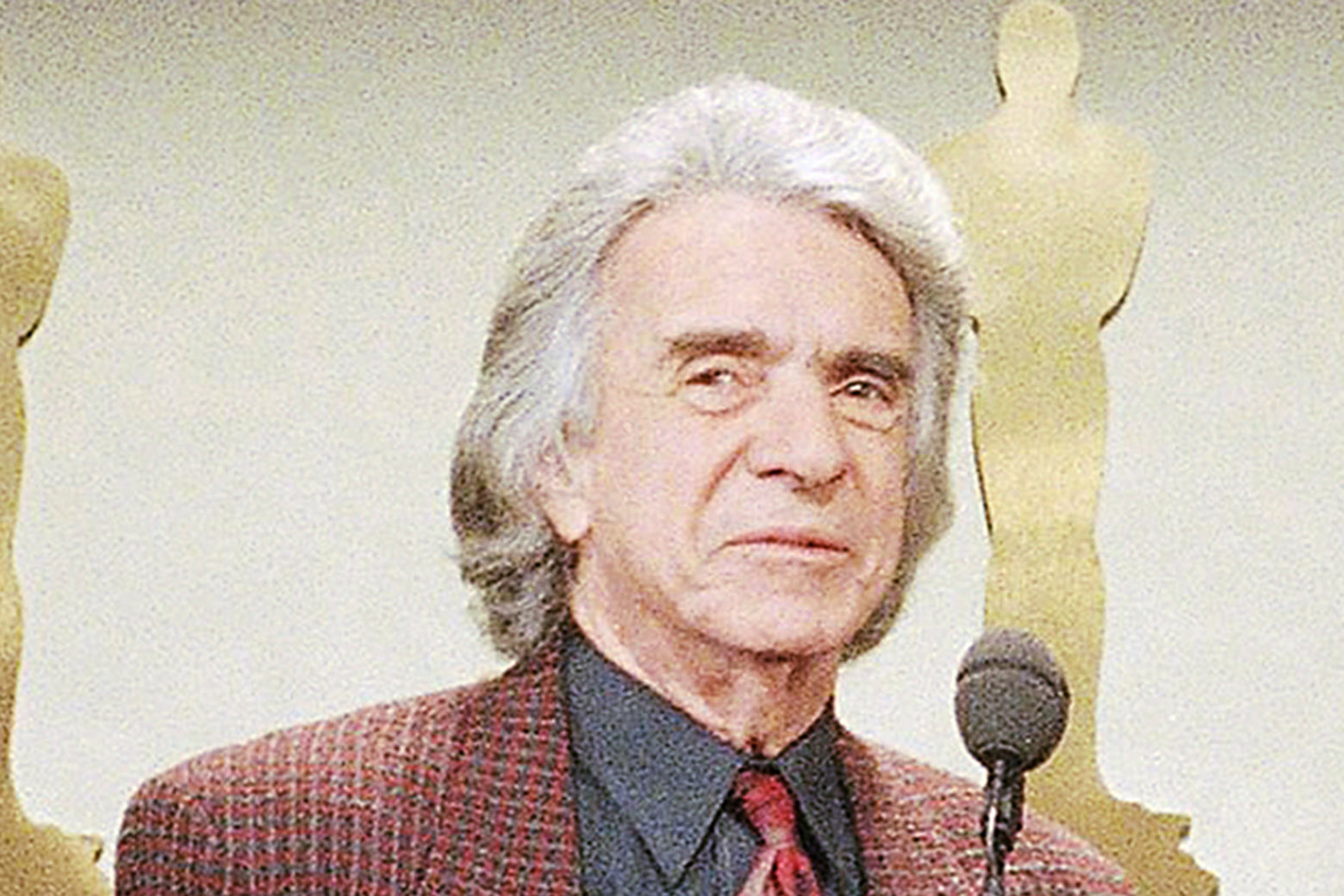 FILE - In this Feb. 11, 1997 file photo, Arthur Hiller, President of the Academy of Motion Picture Arts and Sciences, announces best actress Oscar nominees at the Academy headquarters in Beverly Hills, Calif.  Hiller, who received an Oscar nomination for directing the romantic tragedy "Love Story" during a career that spanned dozens of popular movies and TV shows," died Wednesday, Aug. 17, 2016, of natural causes. He was 92. (AP Photo/Nick Ut, File)
