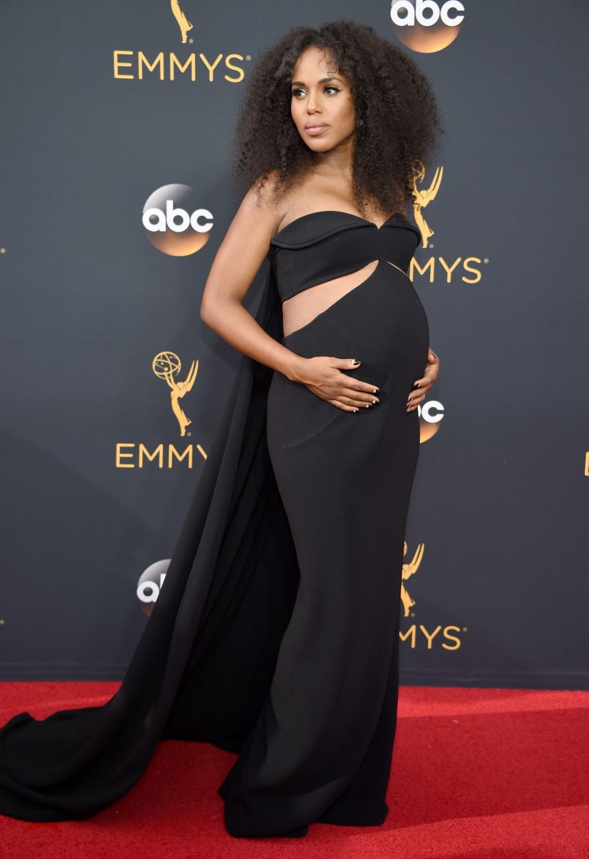 Kerry Washington arrives at the 68th Primetime Emmy Awards on Sunday, Sept. 18, 2016, at the Microsoft Theater in Los Angeles. (Photo by Phil McCarten/Invision for the Television Academy/AP Images)