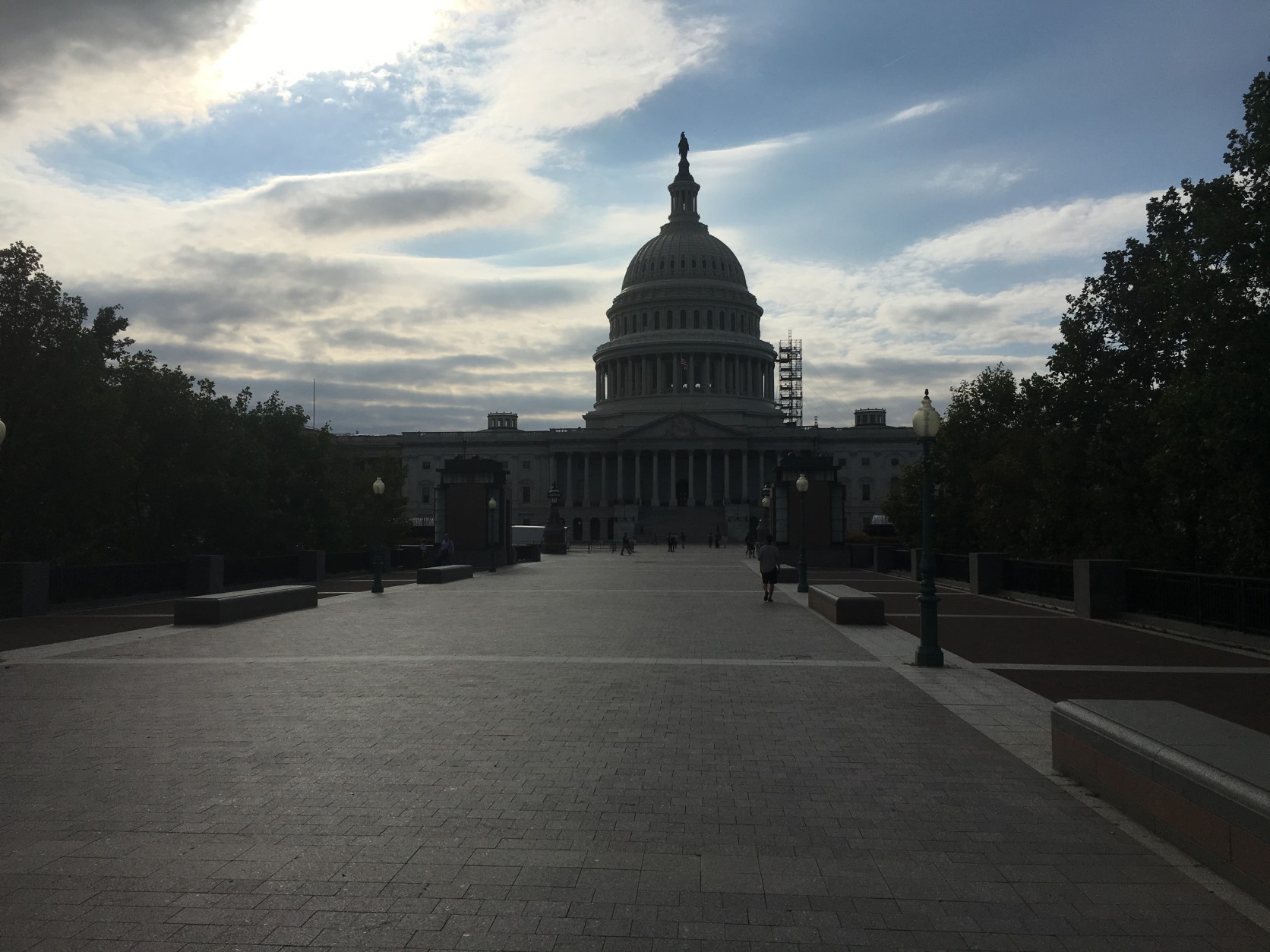 The scaffolding which has surrounded the U.S. Capitol since 2014 has been taken down. (WTOP/Mike Murillo)