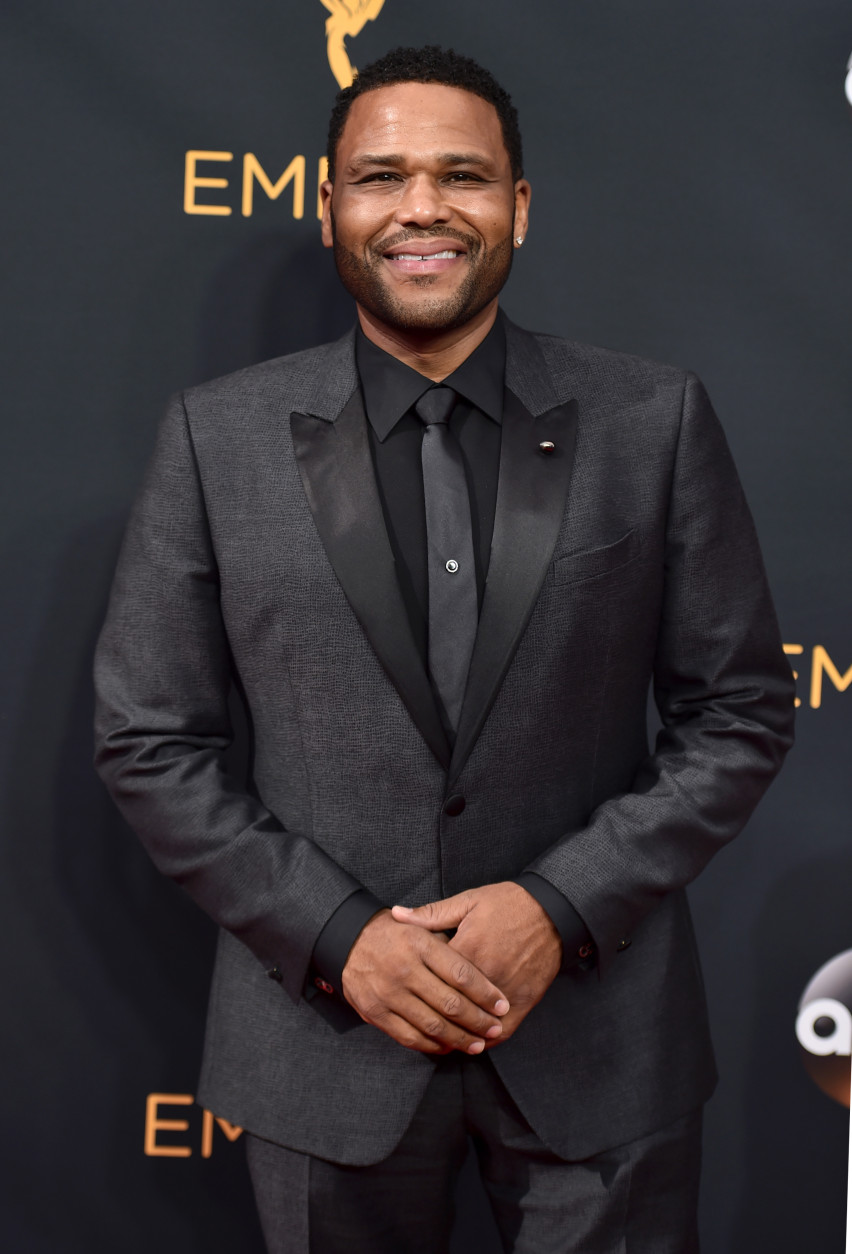 LOS ANGELES, CA - SEPTEMBER 18: Actor Anthony Anderson attends the 68th Annual Primetime Emmy Awards at Microsoft Theater on September 18, 2016 in Los Angeles, California.  (Photo by Alberto E. Rodriguez/Getty Images)
