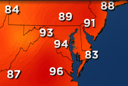 This map shows the GFS computer model output for afternoon temperatures the second half of the workweek. (Data: Environmental Modeling Center/NOAA. Graphic: StormTeam 4/WTOP)