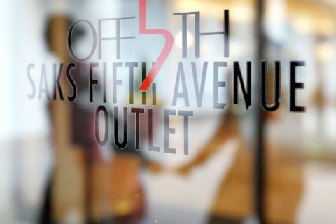 New OFF 5th store opens in downtown D.C. this week