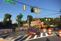 A barricade in a Potomac neighborhood caused some traffic issues in the area Tuesday afternoon. (WTOP/Michelle Basch)
