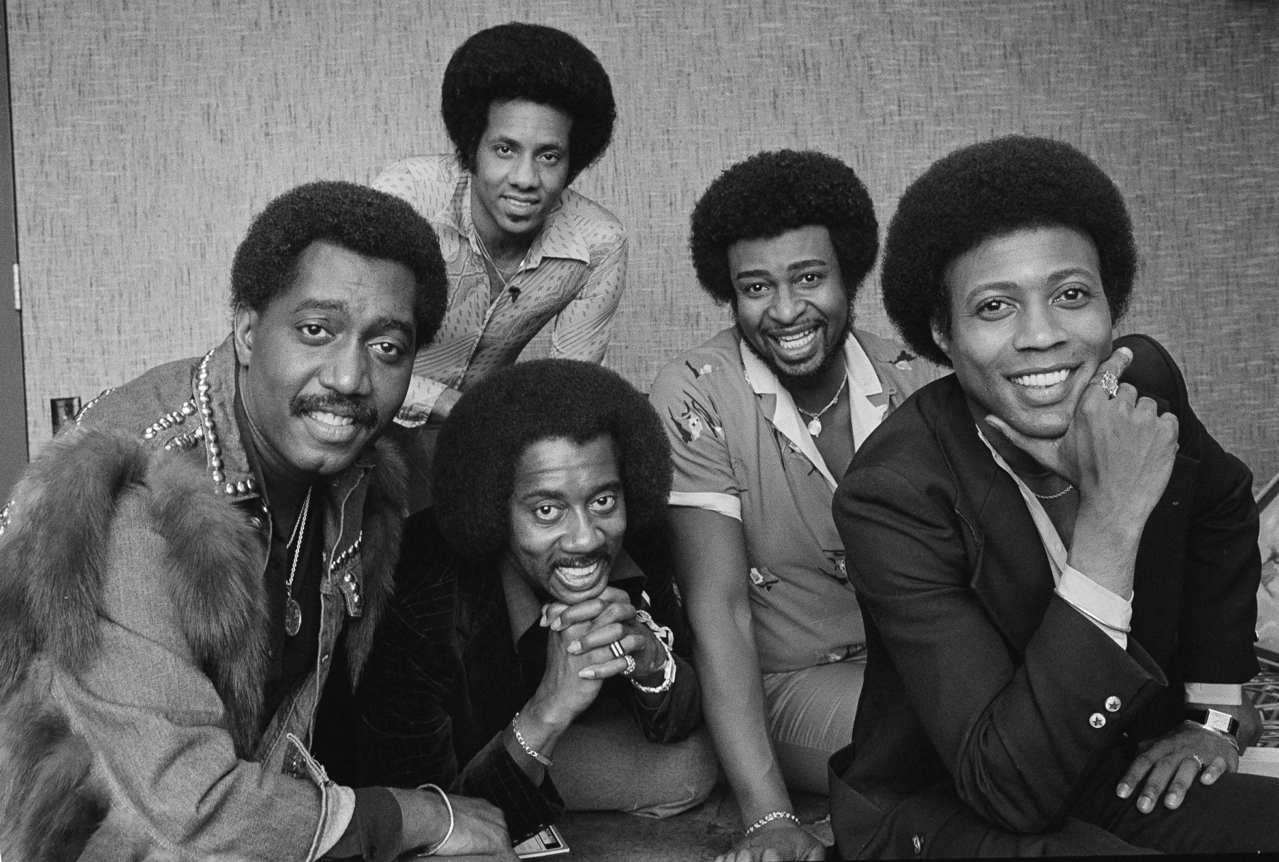 The Temptations singing group. From left are; Otis Williams, Melvin Franklin and Glenn Beonard. Back row from left, Richard Street and Dennis Edwards. (AP Photo/Lennox McLendon)