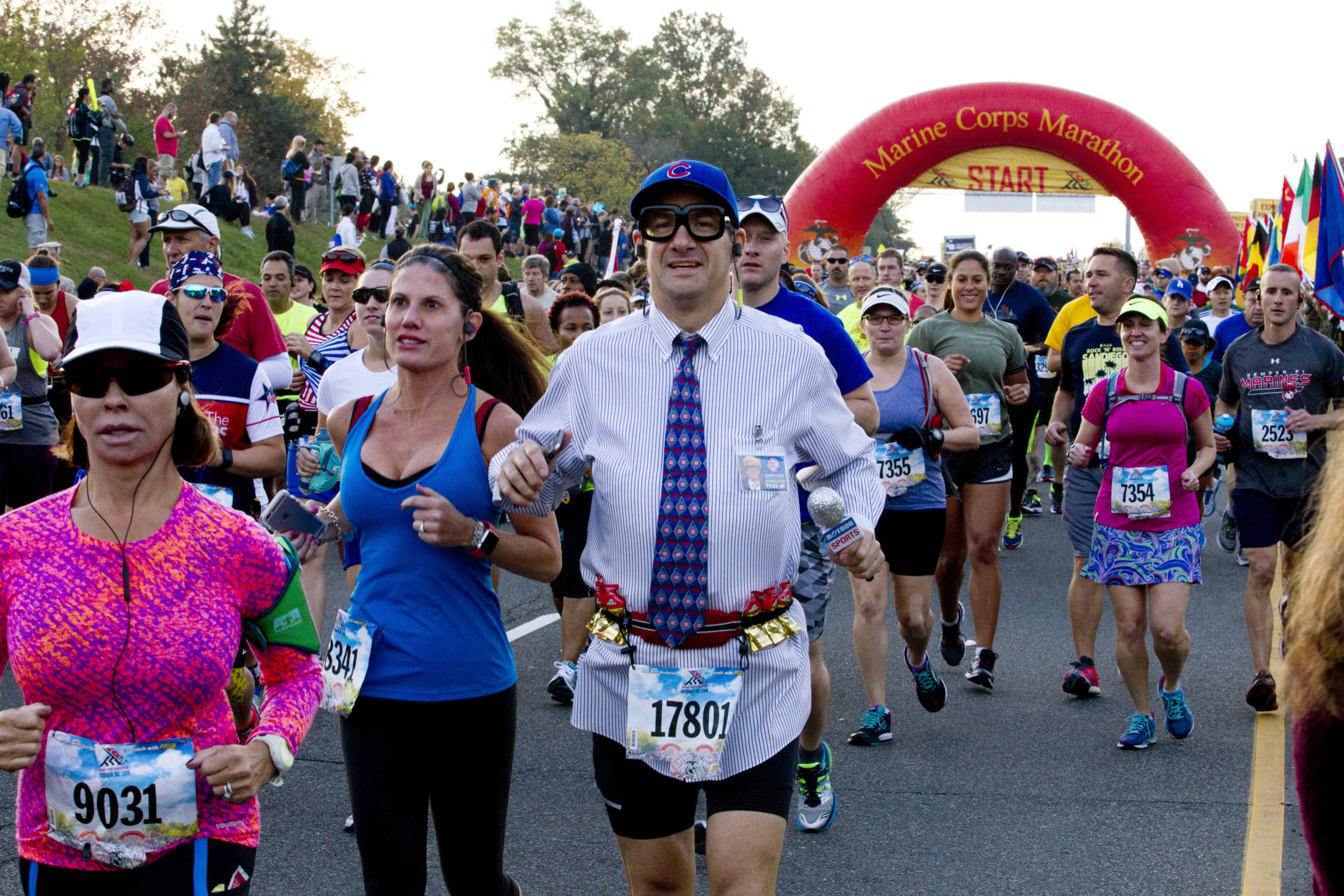 Runners start the 41st Marine Corps Marathon, Sunday, Oct. 30, 2016, in Arlington, Va. ( AP Photo/Jose Luis Magana)