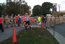 Less than 30 minutes from the start of the Marine Corps Marathon, WTOP's Dennis Foley reports. (WTOP/Dennis Foley)