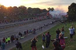 The gun sounds the start to the 41st Marine Corps Marathon.
(WTOP/Dennis Foley)