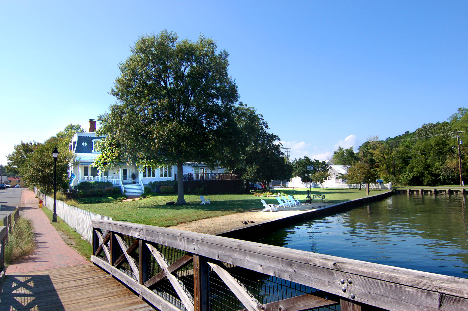 The inn is two blocks from Talbot Street’s shops and restaurants in St. Michaels. 
(Courtesy Chesapeake Pro Photo)