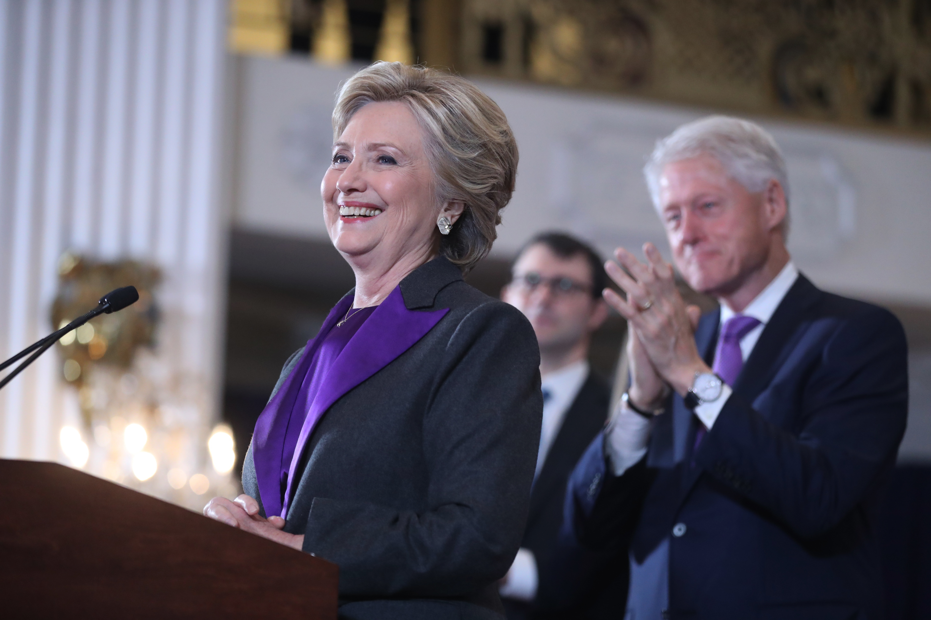 Hillary Clinton Delivers Concession Speech Wtop News 8596