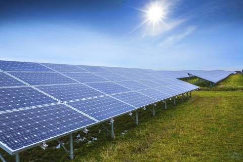 Amazon, Dominion partner on massive Virginia solar farms