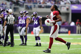 MINNEAPOLIS, MN - NOVEMBER 20: Larry Fitzgerald #11 of the Arizona Cardinals takes the field in the second of the game on November 20, 2016 at US Bank Stadium in Minneapolis, Minnesota. (Photo by Adam Bettcher/Getty Images)