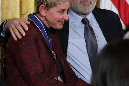 Actor Robert De Niro and comedian and talk show host Ellen DeGeneres share a moment during a Presidential Medal of Freedom presentation ceremony at the White House November 22, 2016 in Washington, DC. The Presidential Medal of Freedom is the highest honor for civilians in the United States of America.  (Photo by Alex Wong/Getty Images)