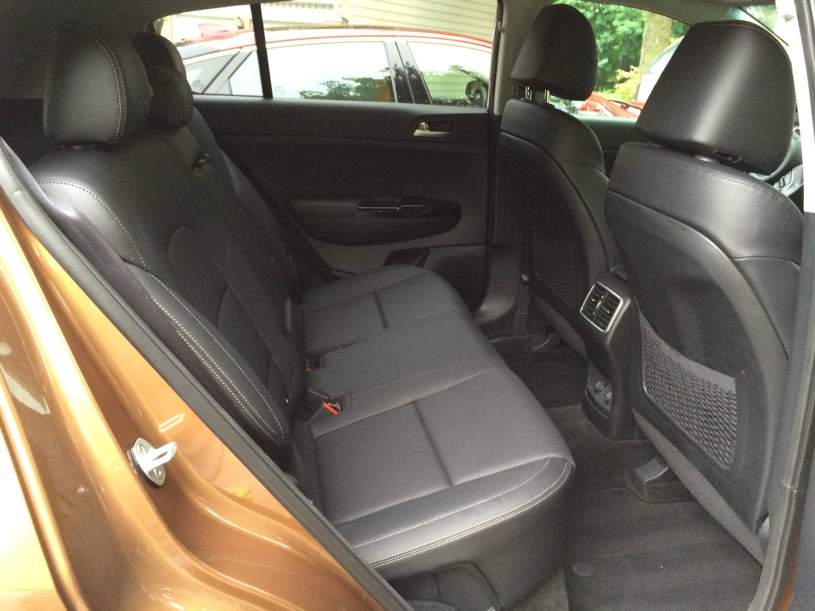 Kia didn’t forget the inside. It’s an upscale look for this class. (WTOP/Mike Parris)