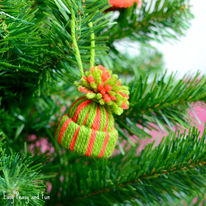 These mini yarn hat ornaments come together in just a few minutes. (Courtesy Easy Peasy and Fun)