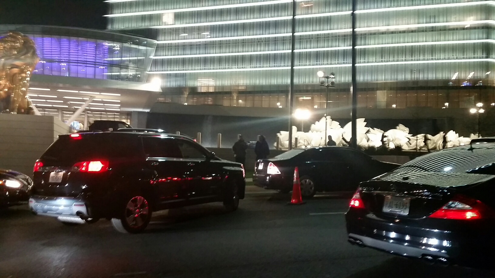 At 3:30 a.m. Friday morning MGM Grand still at capacity. As guests left others were allowed in. (WTOP/Kathy Stewart)