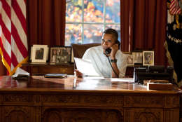 President Barack Obama makes Thanksgiving Day phone calls to U.S. troops from the Oval Office, Nov. 24, 2011.
(Official White House Photo by Pete Souza)