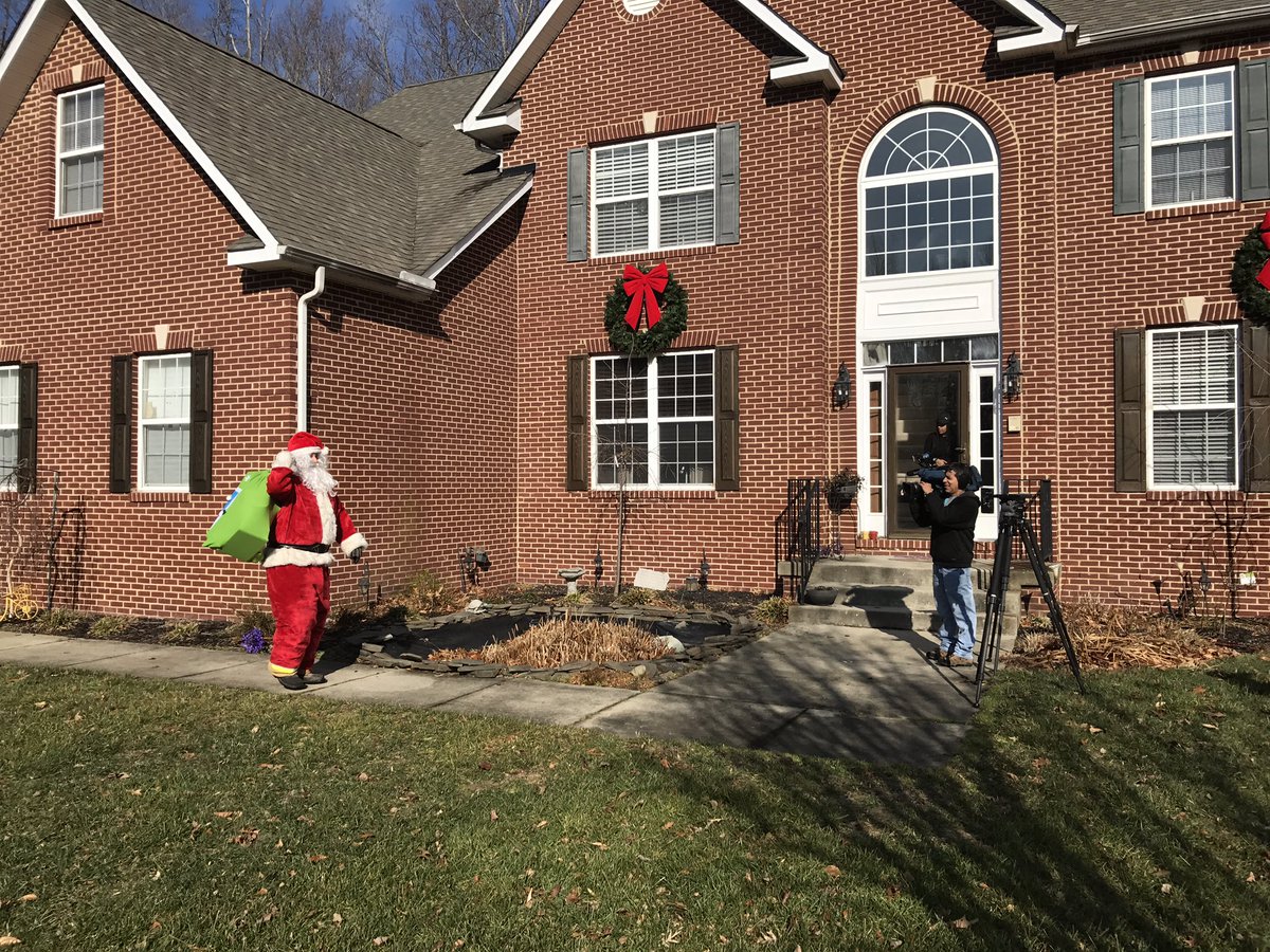 Prince George’s County Fire Chief Marc Bashoor tweeted this photo of Santa, who arrived by fire truck to visit two young victims of domestic violence on Sunday, Dec. 25, 2016. (PGFD/Marc Bashoor via Twitter)