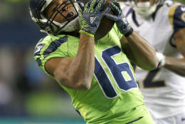 SEATTLE, WA - DECEMBER 15:  Wide receiver Tyler Lockett #16 of the Seattle Seahawks brings in a touchdown catch against the Los Angeles Rams at CenturyLink Field on December 15, 2016 in Seattle, Washington.  (Photo by Otto Greule Jr/Getty Images)