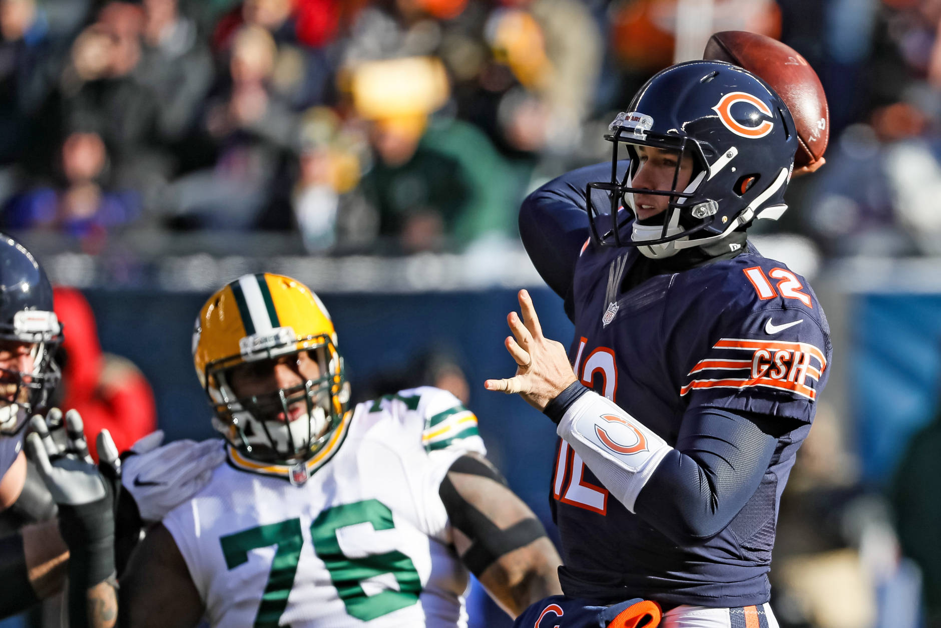 CHICAGO, IL - DECEMBER 18:   Quarterback Matt Barkley #12 of the Chicago Bears looks to pass in the first quarter against the Green Bay Packers at Soldier Field on December 18, 2016 in Chicago, Illinois.  (Photo by Jonathan Daniel/Getty Images)