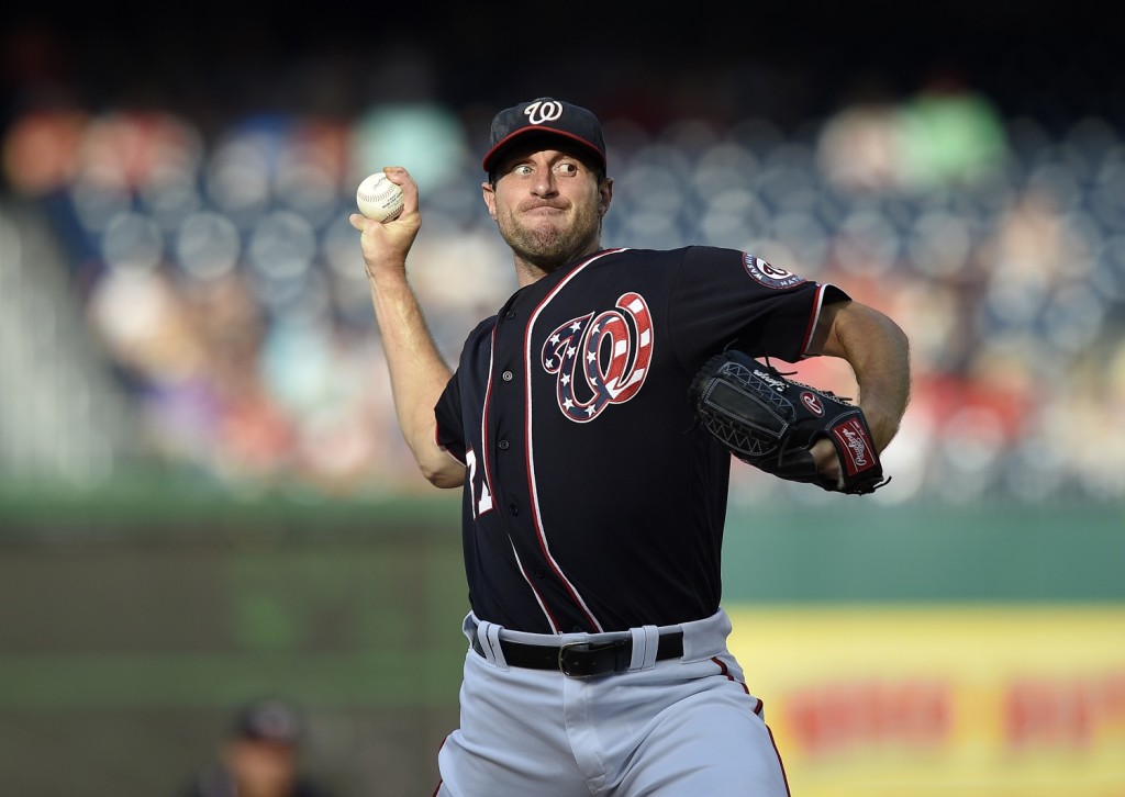 Washington Nationals starting pitcher Max Scherzer delivers a pitch during a baseball game against the Atlanta Braves, Monday, Sept. 5, 2016, in Washington. The Nationals won 6-4. (AP Photo/Nick Wass)
