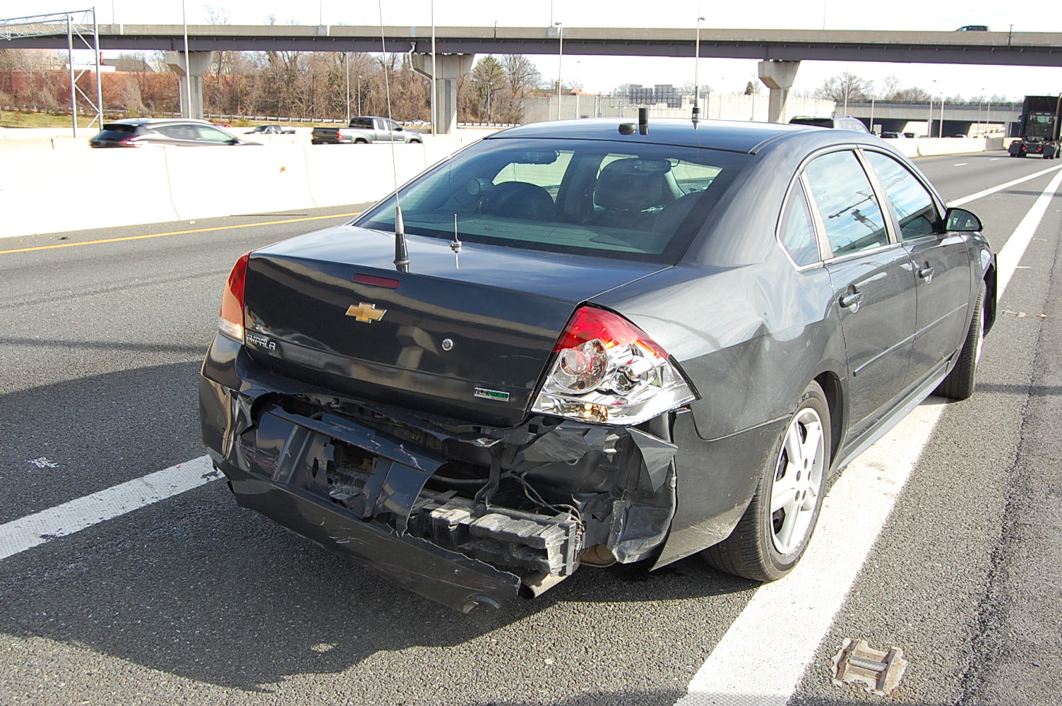 State Police: Va. woman charged after ramming police car - WTOP News