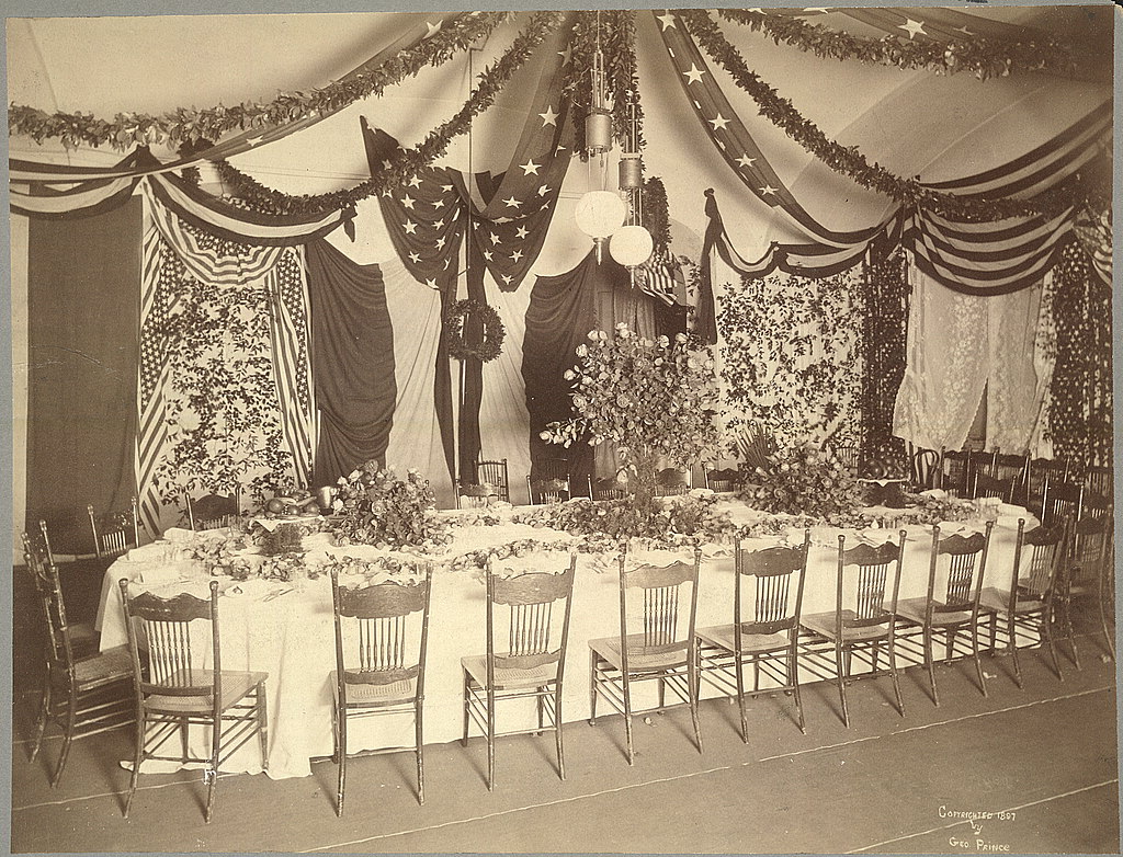 McKinley inaugural supper table in Pension Building, Washington, D.C. [March 4, 1897], Prince, Geo. (George), 1848-, photographer
