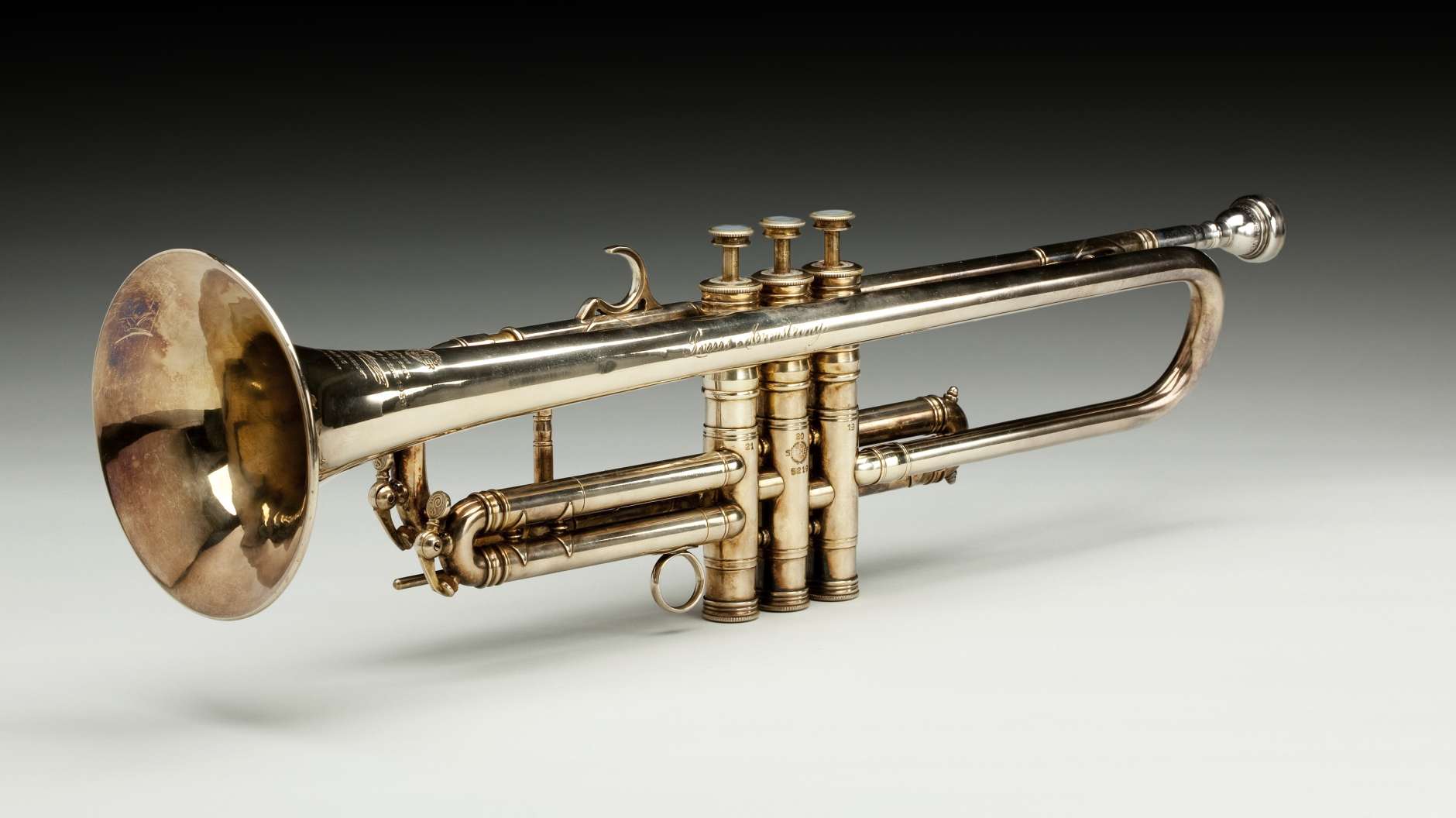 Trumpet owned by Louis Armstrong, September 1946 (Photo courtesy Collection of the Smithsonian National Museum of African American History and Culture)