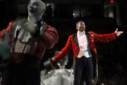 Ringmaster Johnathan Lee Iverson, right, performs during the opening of the Ringling Bros. and Barnum &amp; Bailey circus Wednesday, June 14, 2000, in North Little Rock, Ark. Iverson, 24, is the youngest ringmaster ever for the circus. (AP Photo/Danny Johnston)