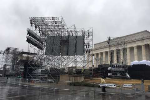 Photos: Signs of Inauguration Day prep appear on National Mall