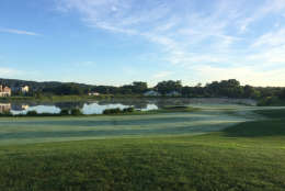 Raspberry Falls Golf & Hunt Club offers a top end public golf experience in Leesburg, Virginia. (WTOP/Noah Frank)