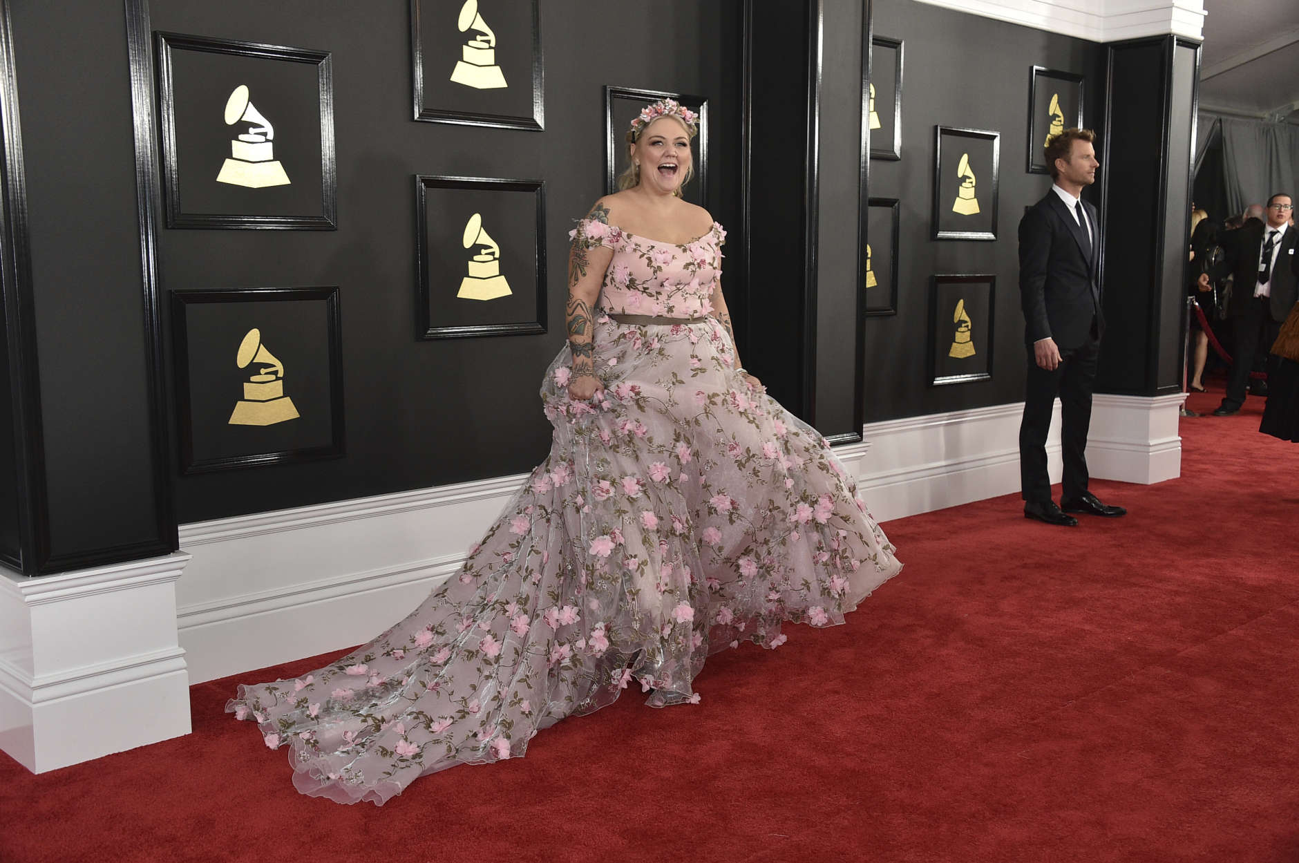 Elle King arrives at the 59th annual Grammy Awards at the Staples Center on Sunday, Feb. 12, 2017, in Los Angeles. (Photo by Jordan Strauss/Invision/AP)
