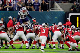 HOUSTON, TX - FEBRUARY 05:  Shea McClellin #58 of the New England Patriots attempts to block a point after try in the second quarter against the Atlanta Falcons during Super Bowl 51 at NRG Stadium on February 5, 2017 in Houston, Texas. The play resulted in a 5-yard penalty against the New England Patriots for an illegal formation.  (Photo by Jamie Squire/Getty Images)