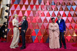 Actor Nicole Kidman, Musician Keith Urban, LaTanya Richardson and Samuel L. Jackson attend the 89th Annual Academy Awards at Hollywood & Highland Center on February 26, 2017 in Hollywood, California. (Photo by Kevork Djansezian/Getty Images)