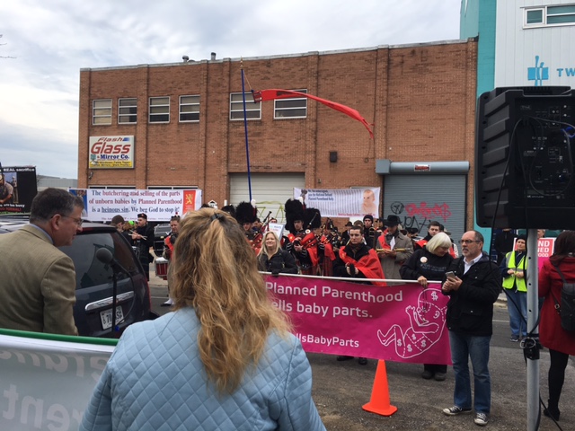 Anti-abortion demonstrators rallied Saturday in Northeast D.C. as part of a coordinated nationwide effort to support the defunding of Planned Parenthood. (WTOP/Jenny Glick)