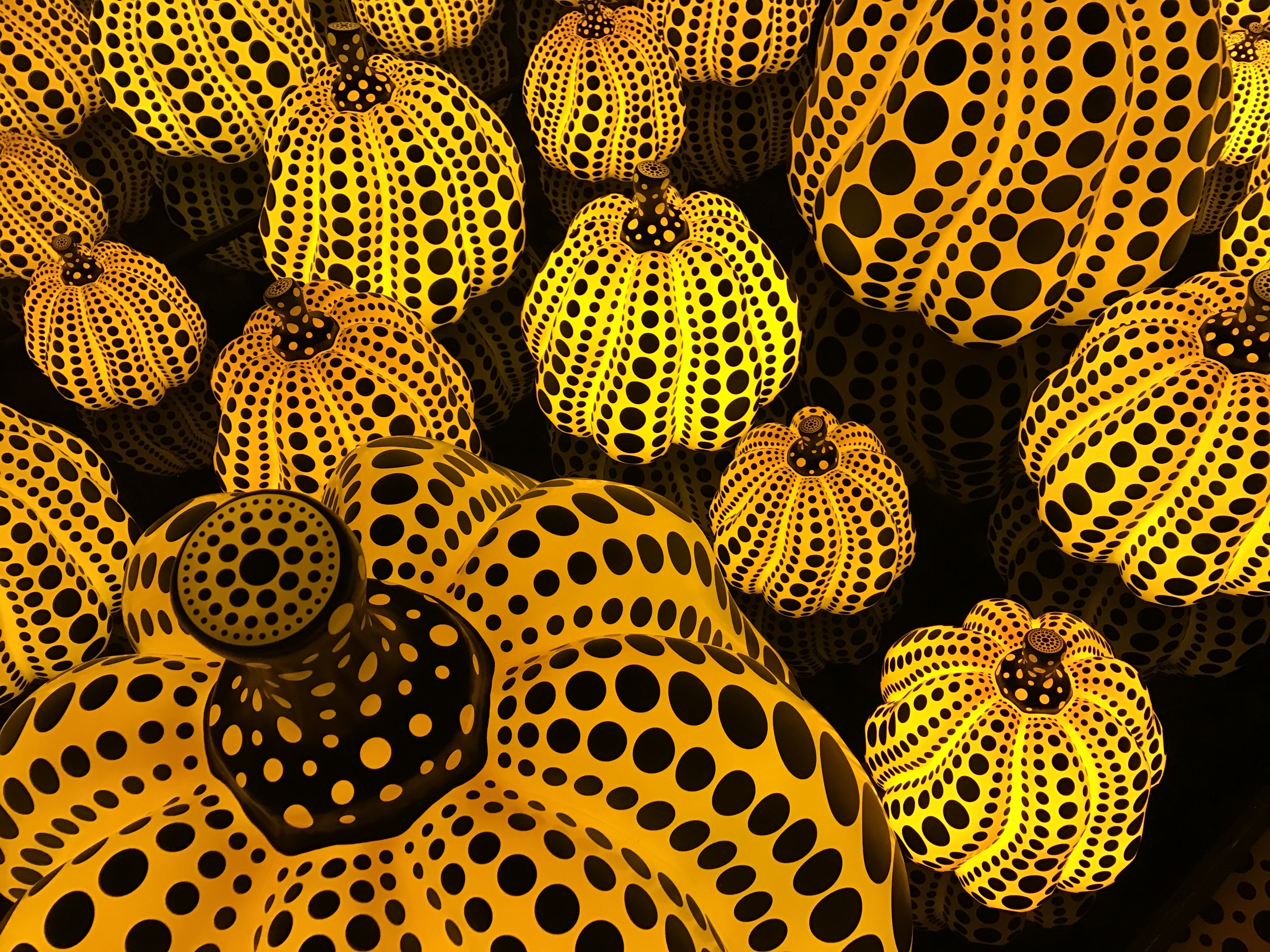 A Yayoi Kusama Pumpkin Sculpture Was Damaged In Washington, D.C.