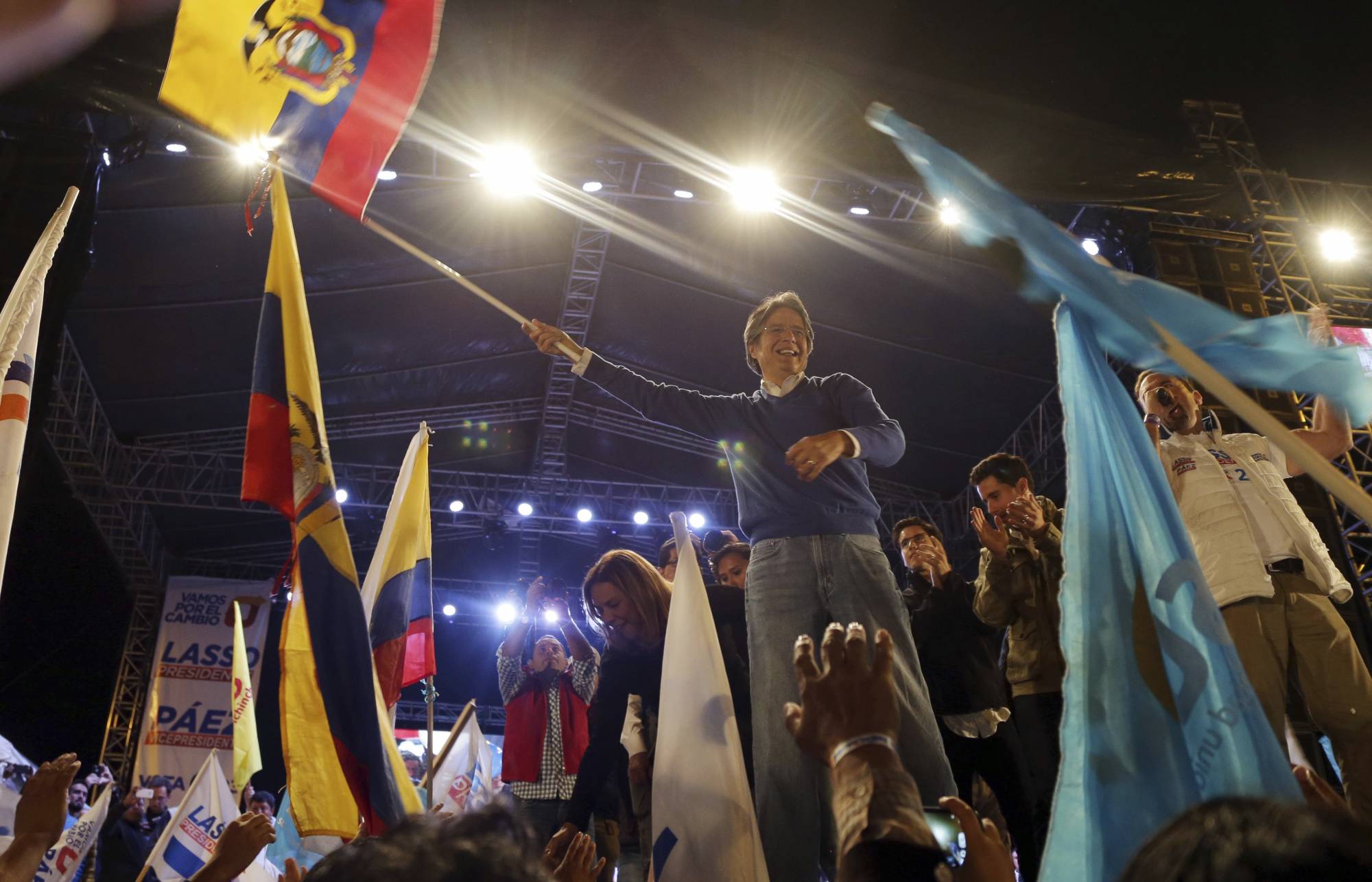 Leftist gains edge ahead of tense Ecuador presidential vote