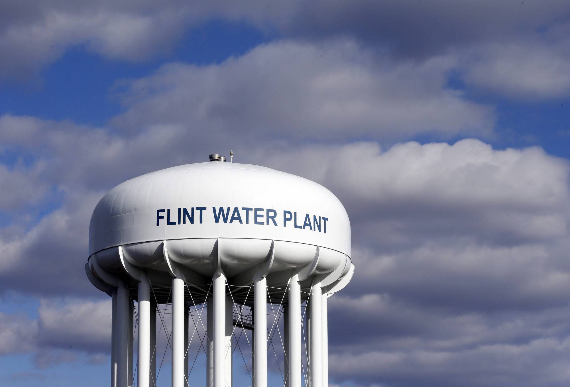 AP FACT CHECK: Obama, Trump had role in Flint water relief