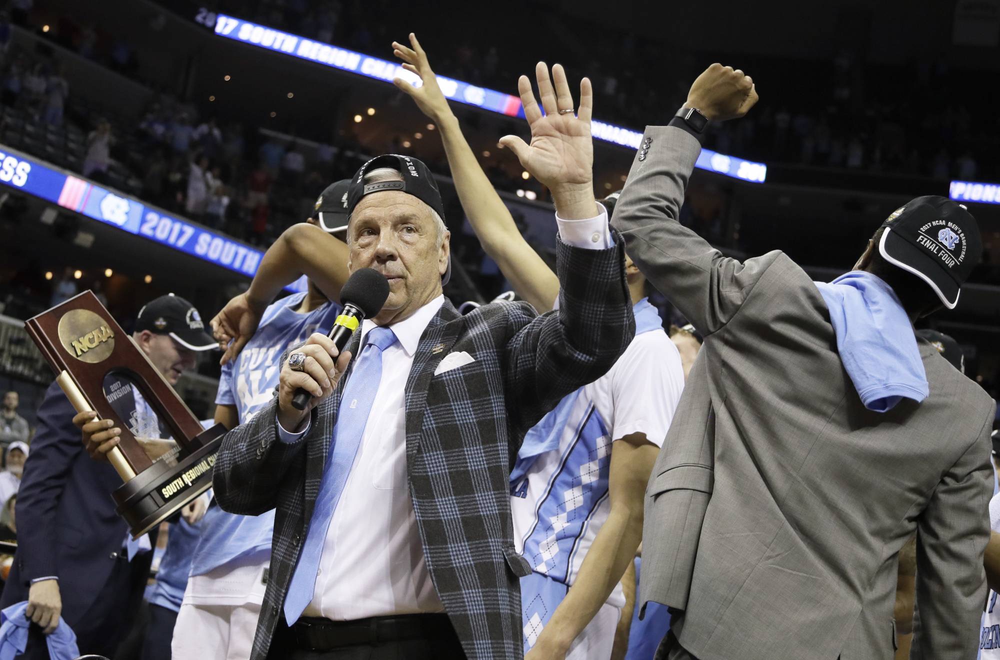 Coaches: Carolina Final Four advantage to fade after tipoff