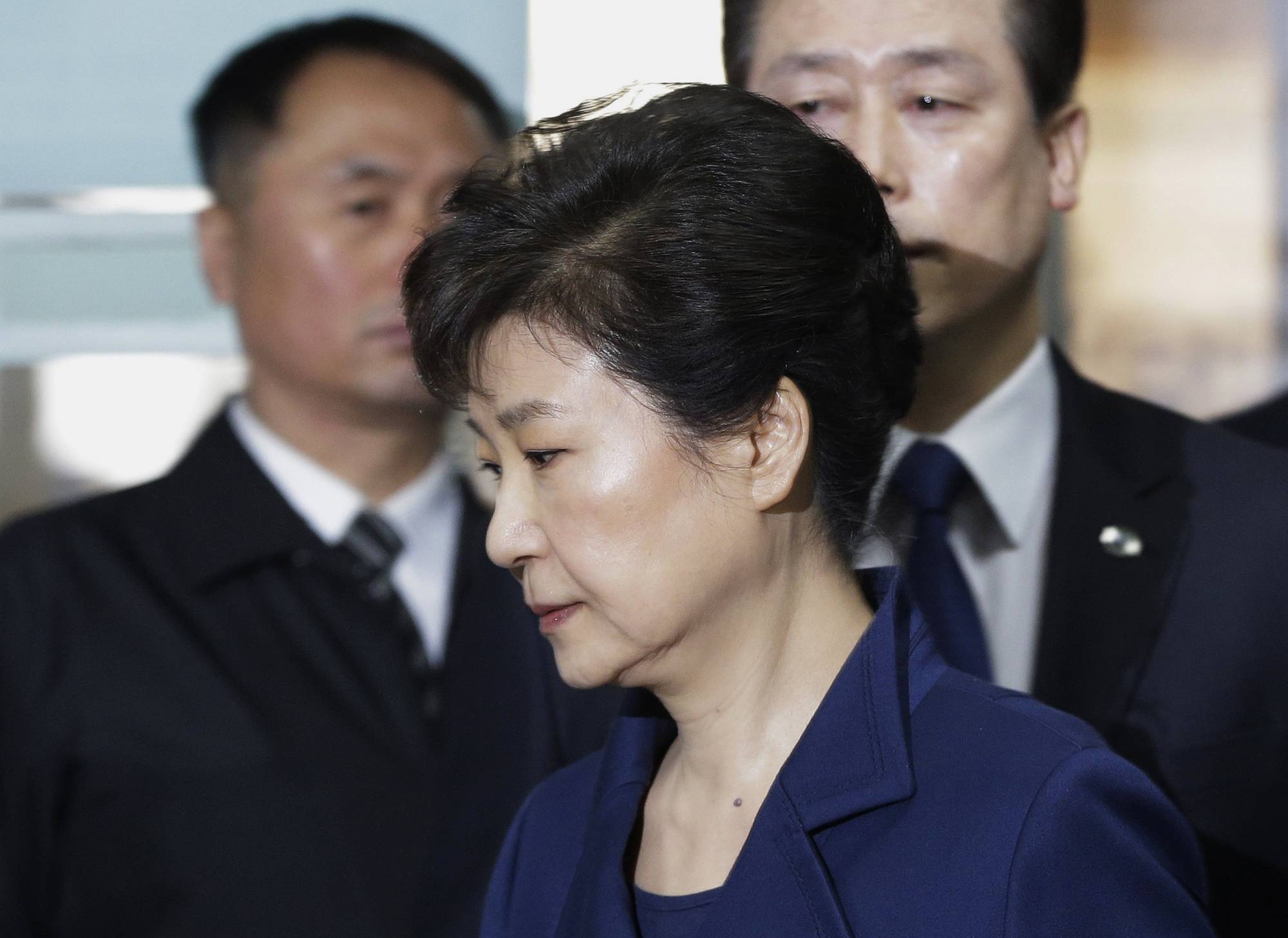 S Korea’s Park questioned at court hearing on arrest request