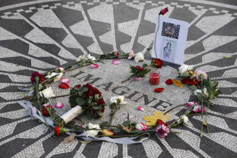 Willie Nile shares new details on the night John Lennon was killed