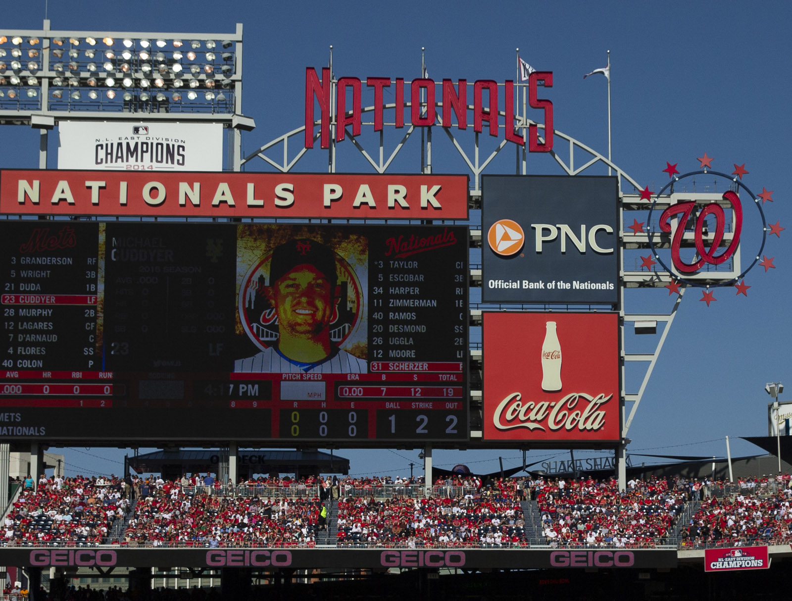 Baseball Washington Nationals Park Scoreboard Editorial Photo - Image of  color, crowds: 26661611