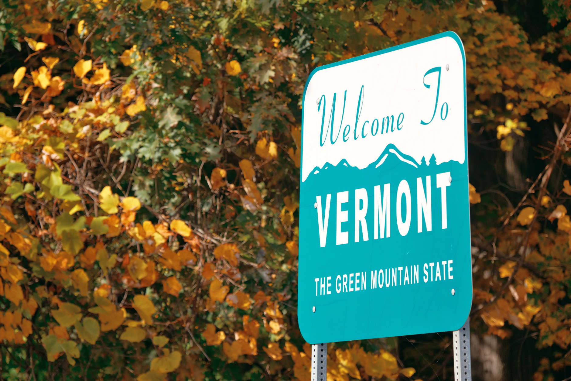 Welcome sign of the state of Vermont