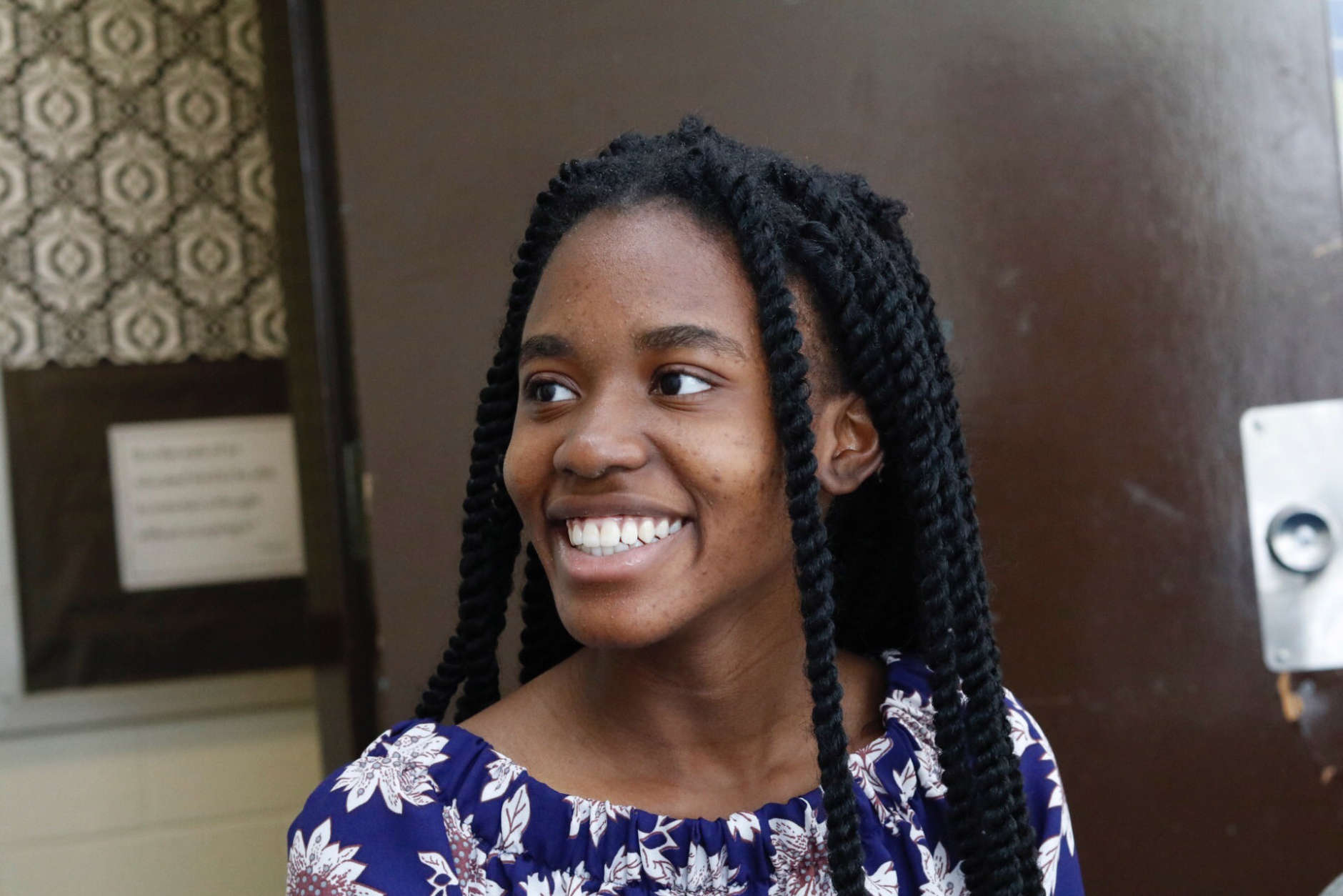 DuVal student Olawunmi Akinlemibola has been accepted by more than 14 schools, including Harvard, Princeton, Stanford, Duke and the University of Pennsylvania. (WTOP/Kate Ryan)