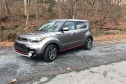 Outside, the 2017 Soul looks racier than WTOP's Mike Parris can remember. (WTOP/Mike Parris)