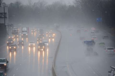 Rain moves out of DC area after making for tricky morning commute