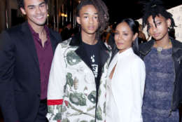 Actors Trey Smith and Jaden Smith and Jada Pinkett Smith, singer Willow Smith. (Getty Images)