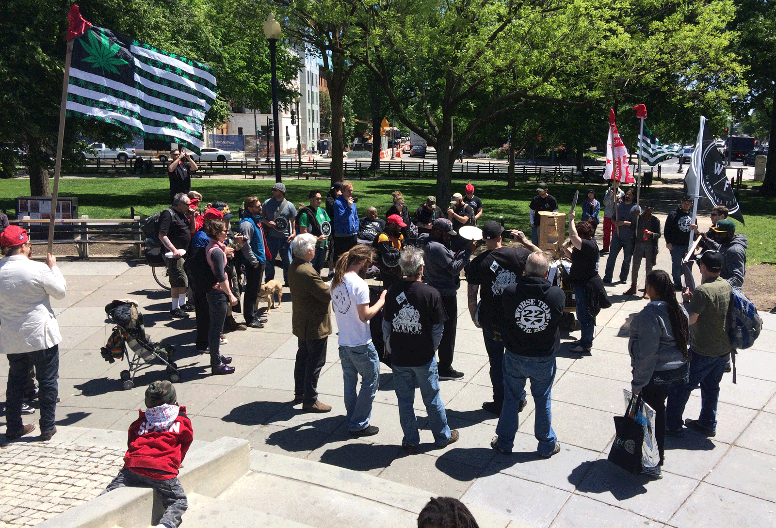 A small group of Iraq and Afghanistan War veterans gathered in Dupont Circle Monday afternoon in a rally aimed at changing vets' access to cannabis. (WTOP/Dick Uliano)