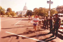 Marines pass out water at a water point on the National Mall in 2005. (Courtesy Marine Corps Marathon)