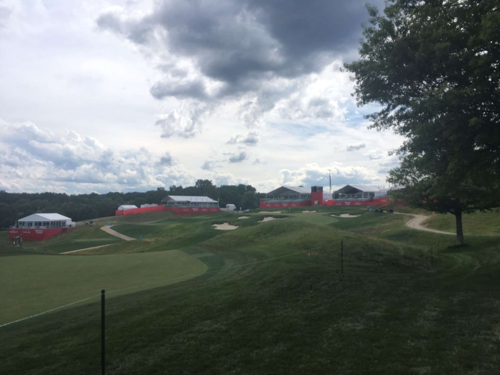 The finishing three holes are both dramatic and bound to be popular spots, starting with the heavily bunkered approach into the granstand bowl at 16. (WTOP/Noah Frank)