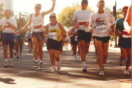 Runners in the 1995 Marine Corps Marathon. (Courtesy Marine Corps Marathon)